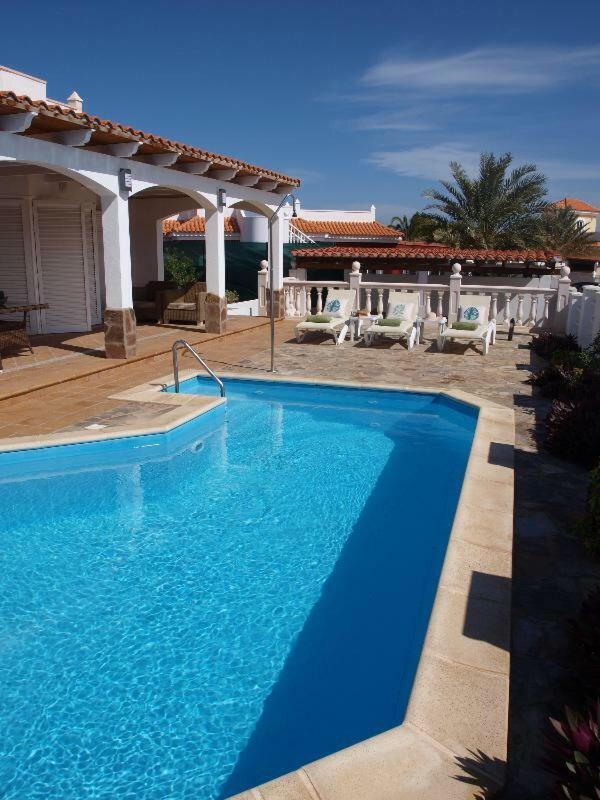 Villa Valerie Costa De Antigua Luaran gambar