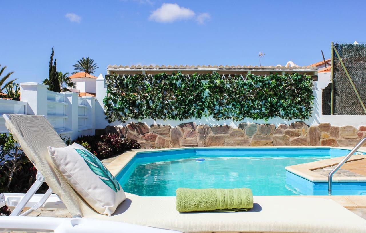 Villa Valerie Costa De Antigua Luaran gambar